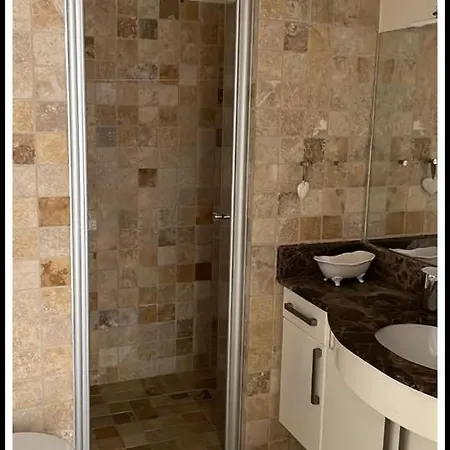 Venice Apartment, Calis Apartment